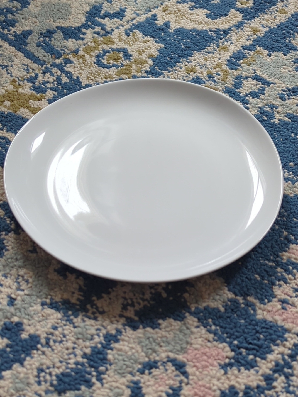 West Elm White Porcelain Organic Salad Plate - Single Dish